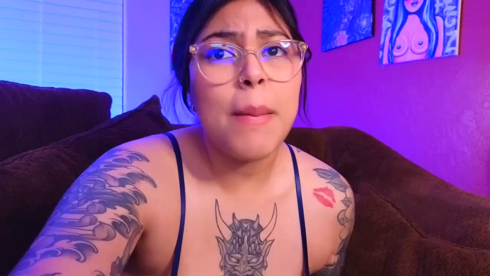 miacanela_xo