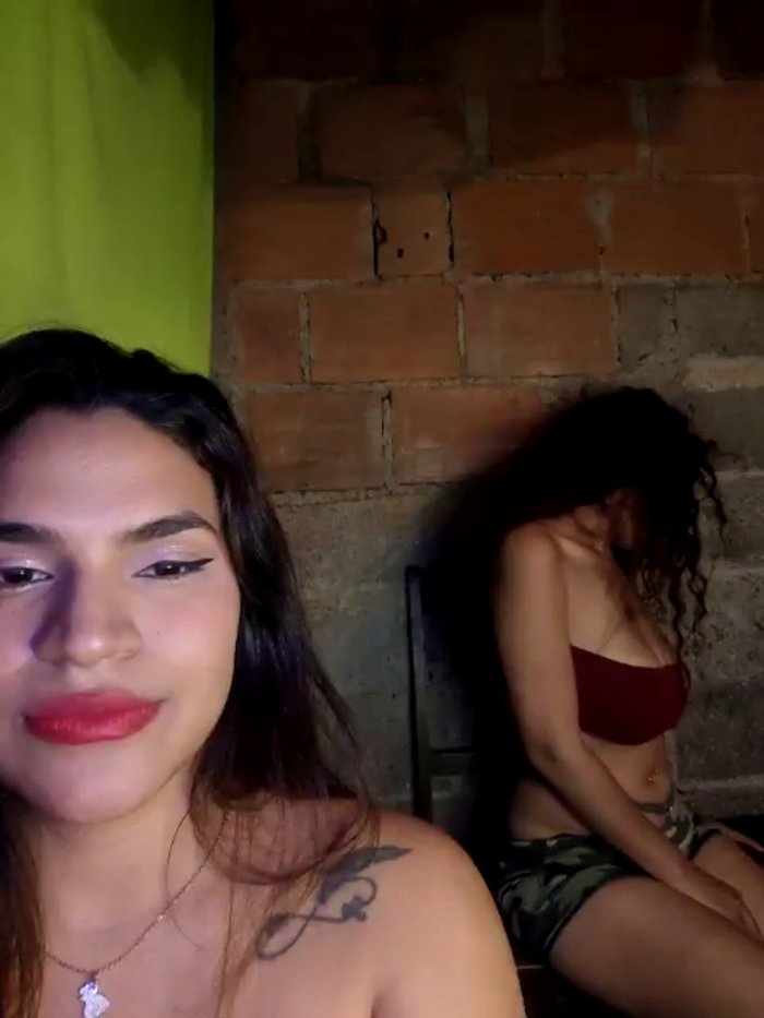 SexyFriends_