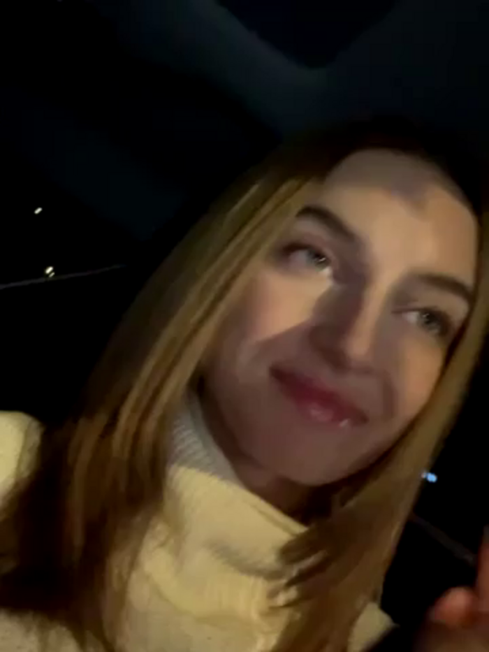 -AngelAri-