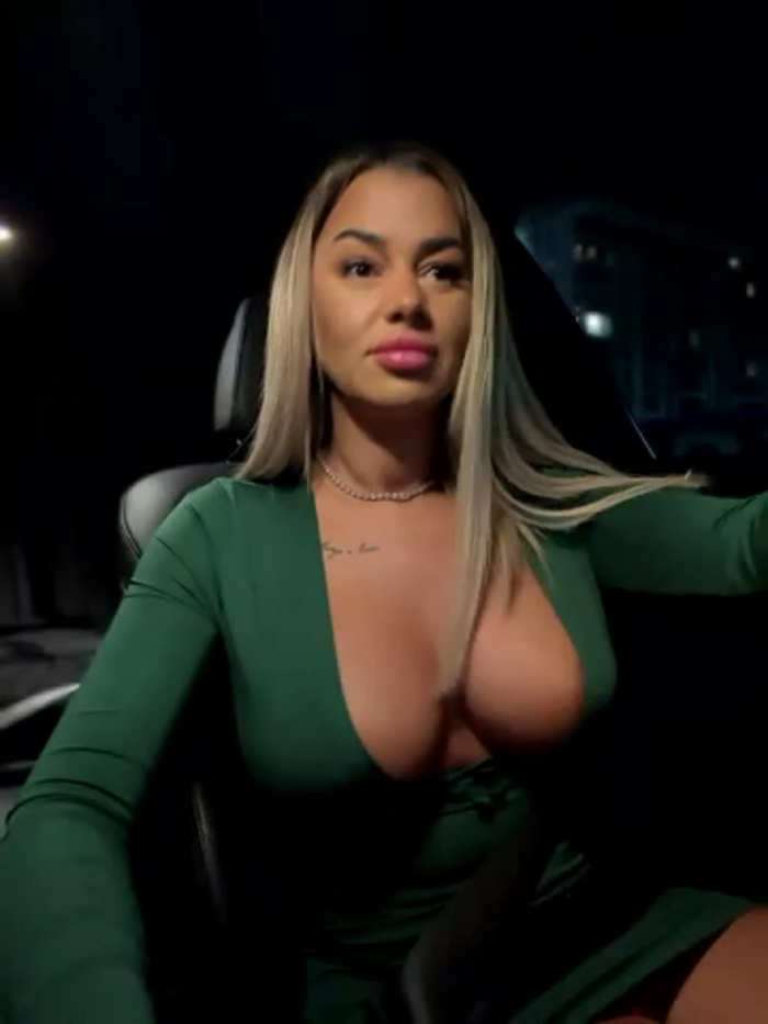 KirstieVegas
