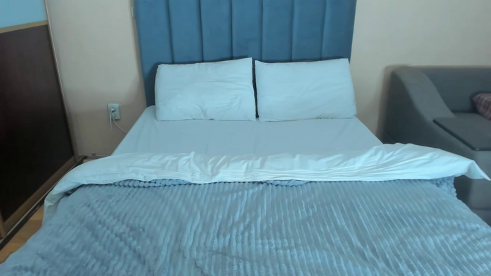 Mimi_Mira