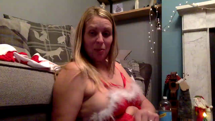 DirtyBanteringBlonde