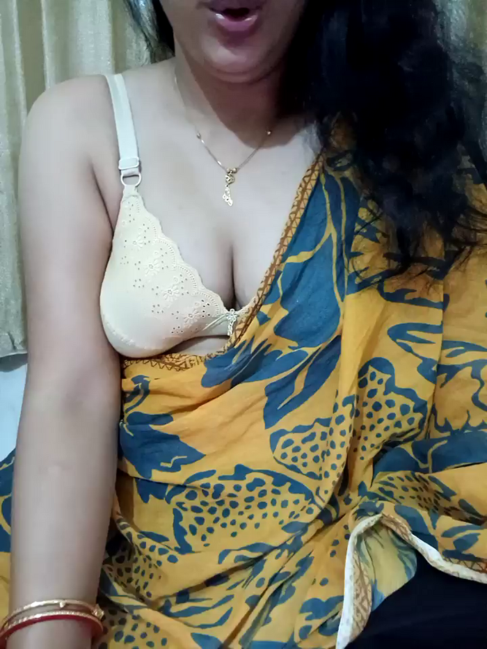 Priya_Boudi