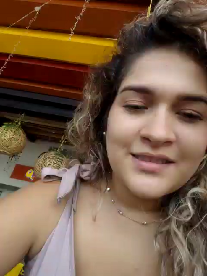 Sara_smiiith211