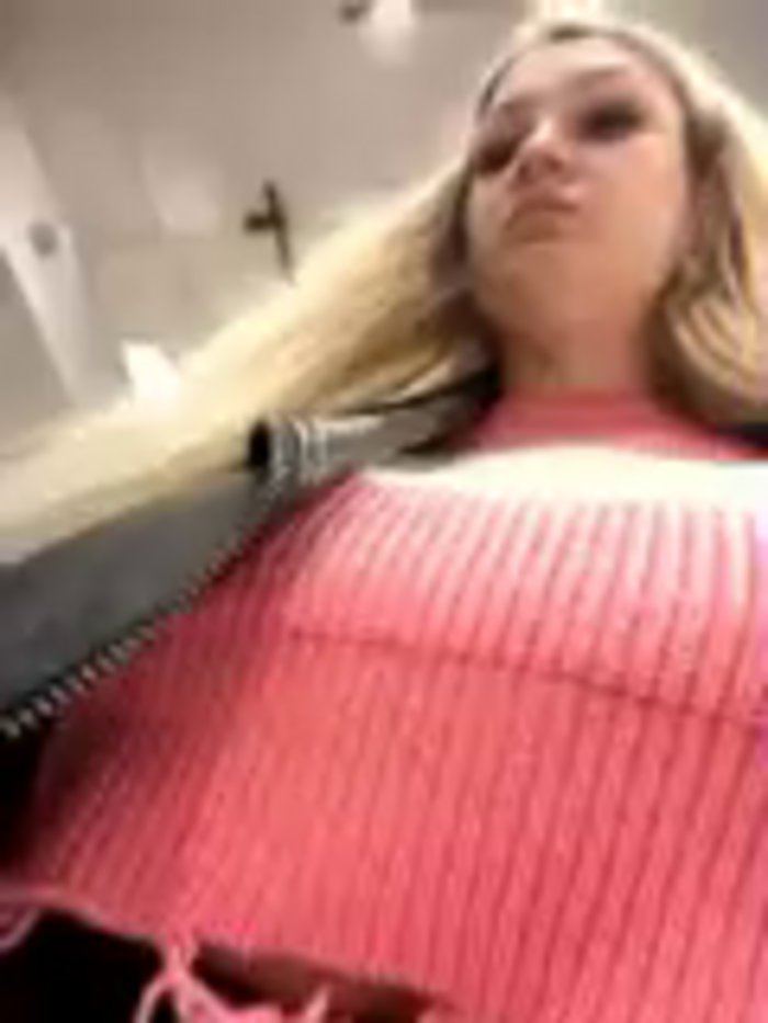 Teya_moon_