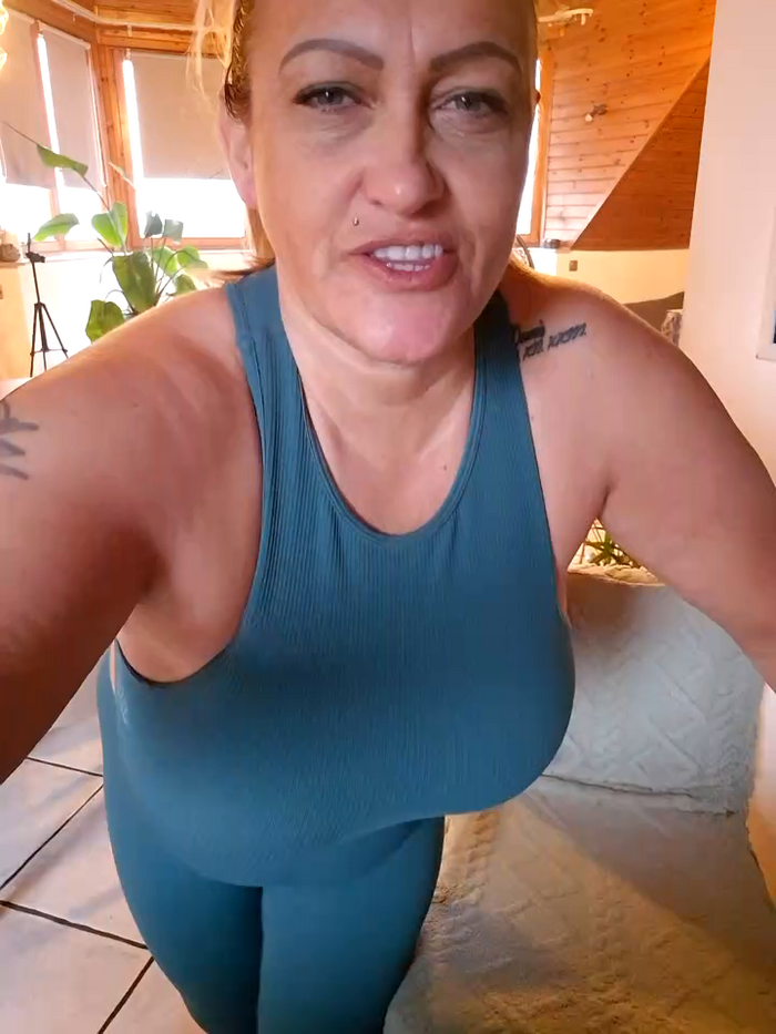 Isabellaa04