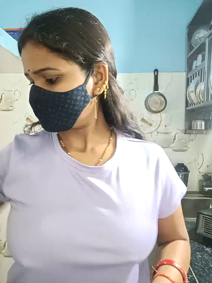Sexy-cpl-anu