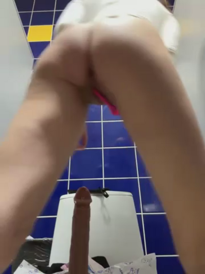 -AngelAri-