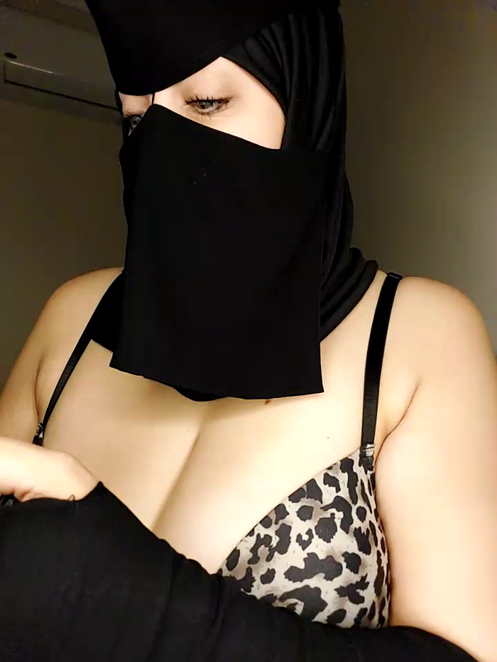 -Arab_milf-