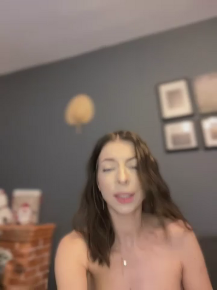 Mia_Ethan