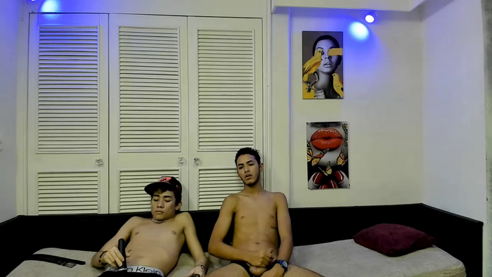 StrawwBoys
