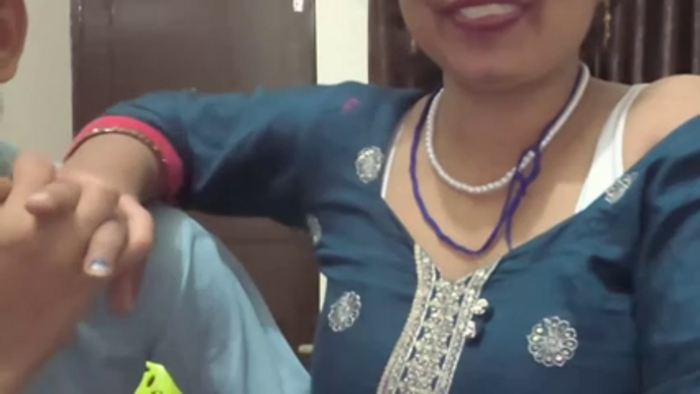 Gulaboo_bhabi