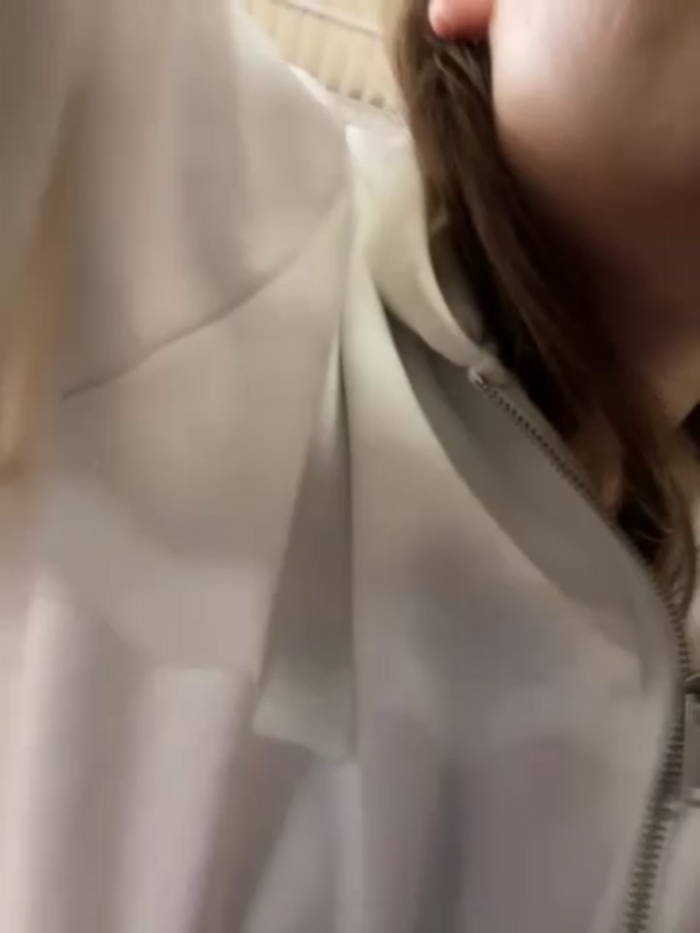 Holly_Molii