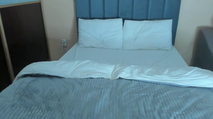Mimi_Mira