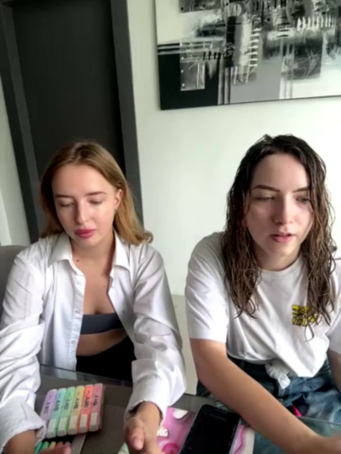 Nura_n_Sarah