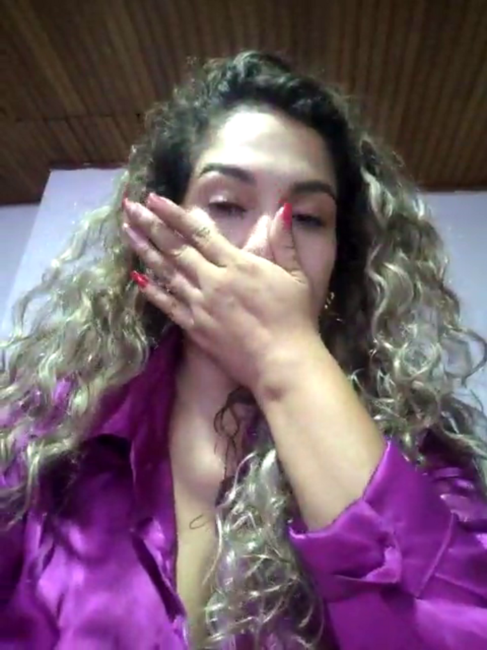 Sara_smiiith211