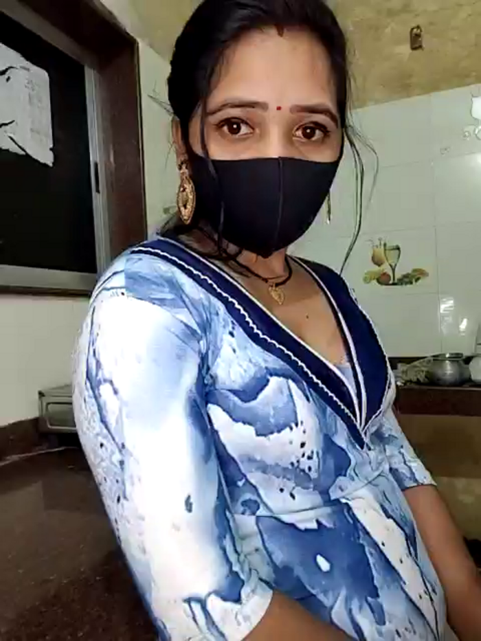 DesiRiya77