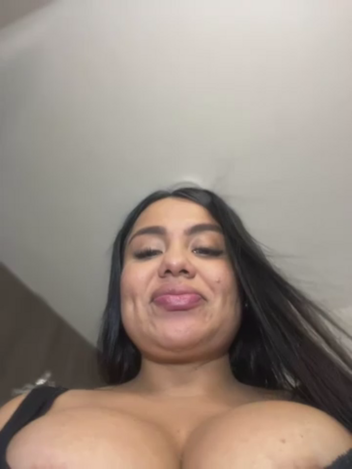 valeria2019hot