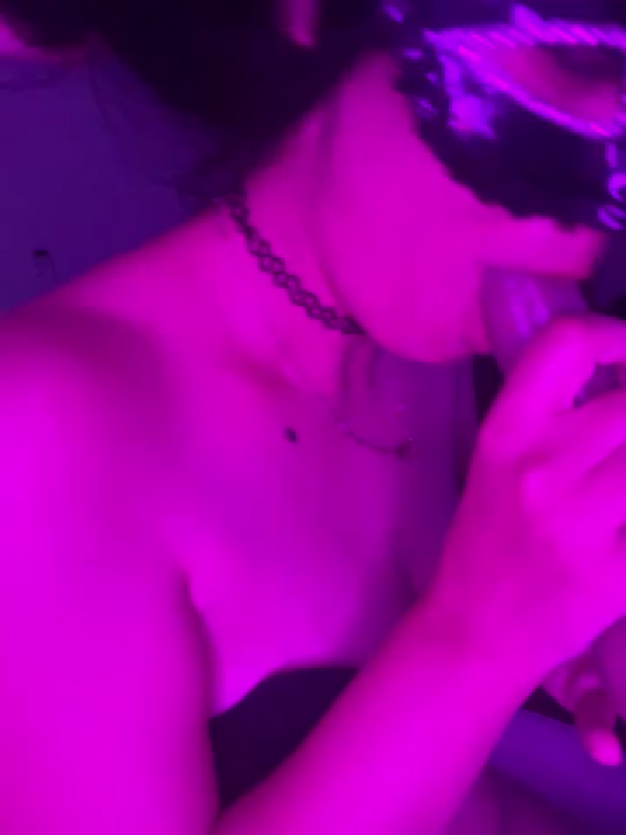 Lady_Babe30