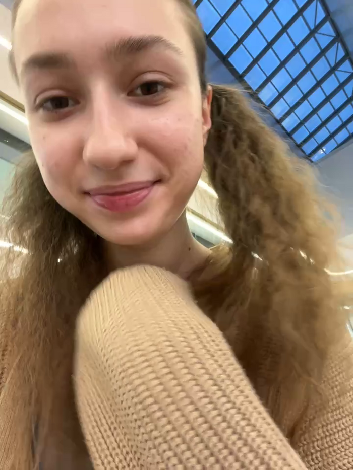 Lia__Love