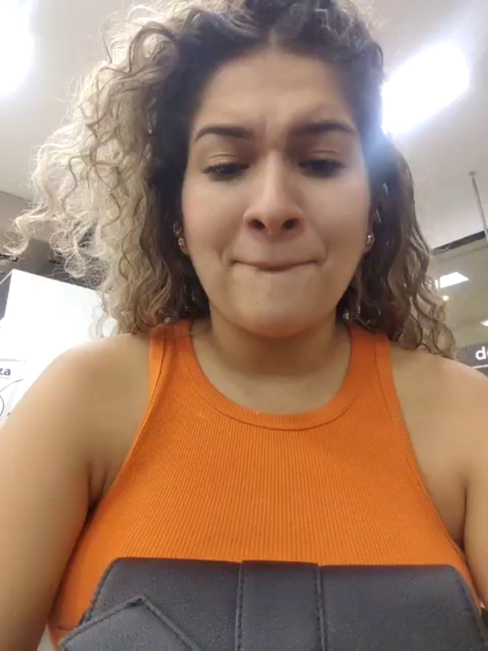 Sara_smiiith211