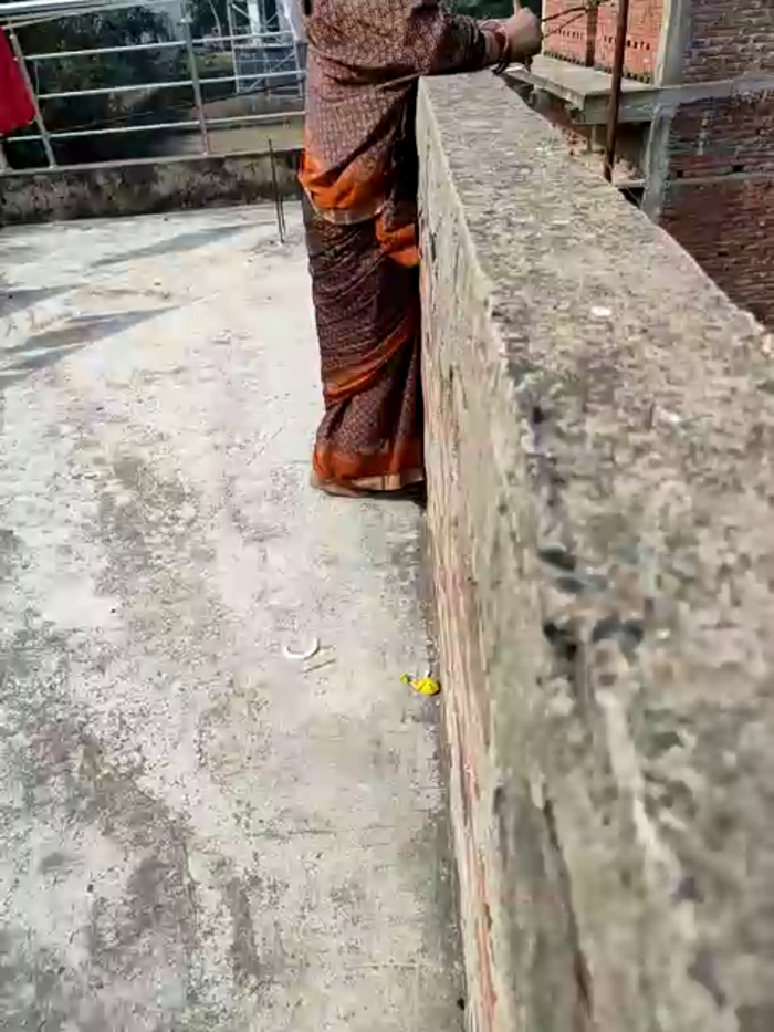 COUPLLE_VILLAGE