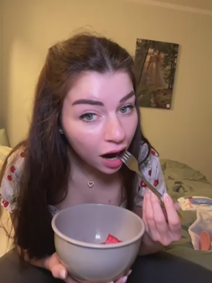 EllyNora