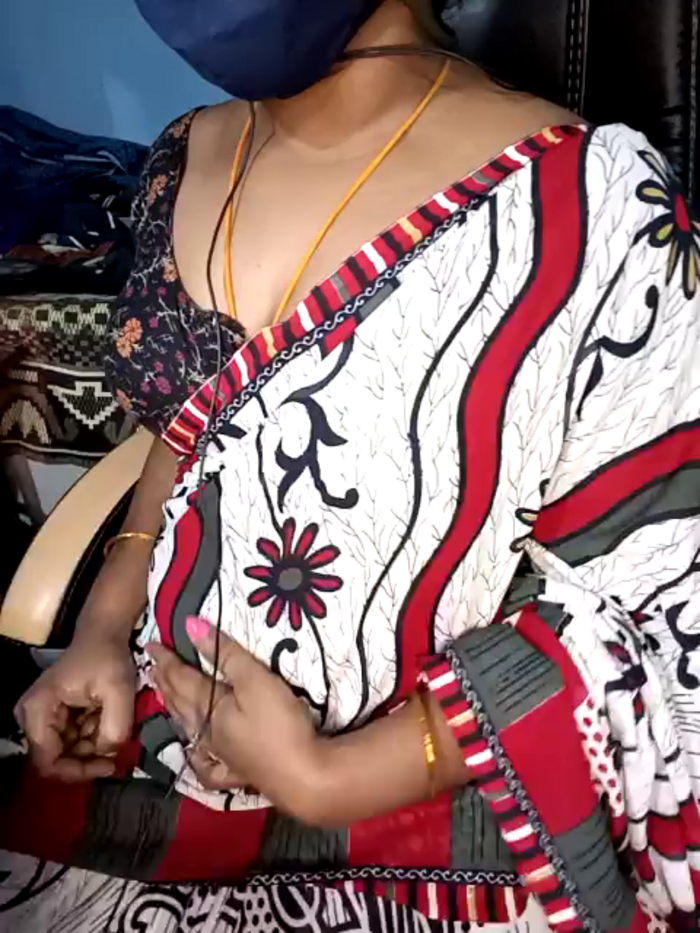 Tamil-hotwife