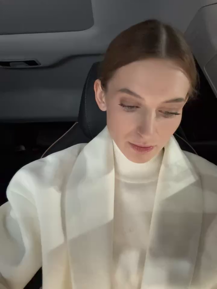 -AngelAri-