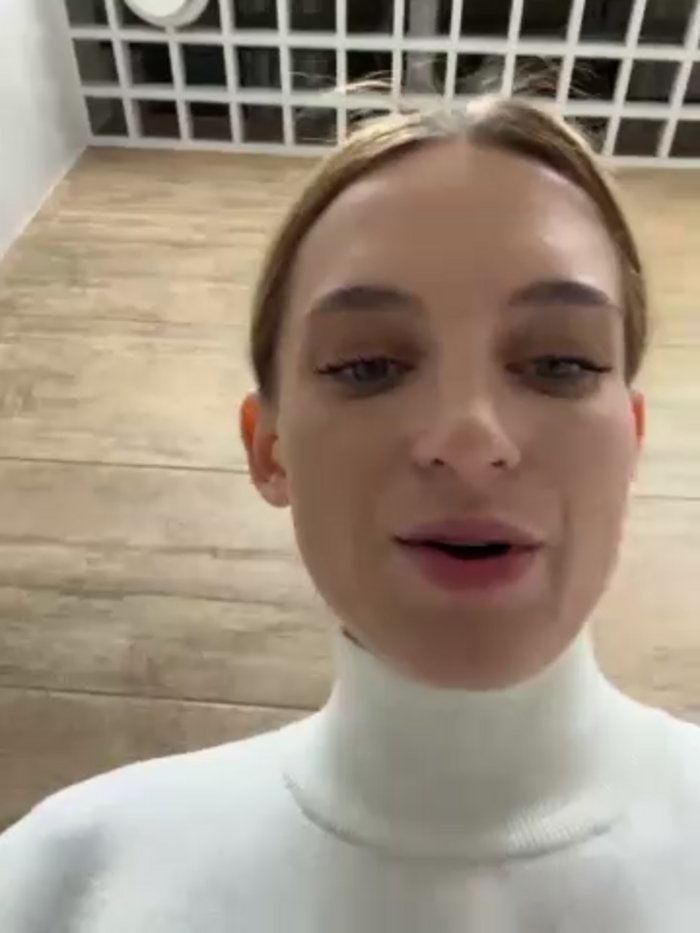 -AngelAri-