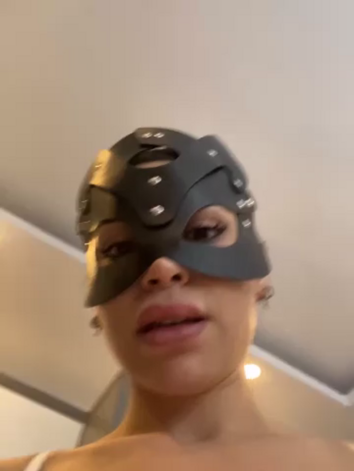 Ahu_Mask01