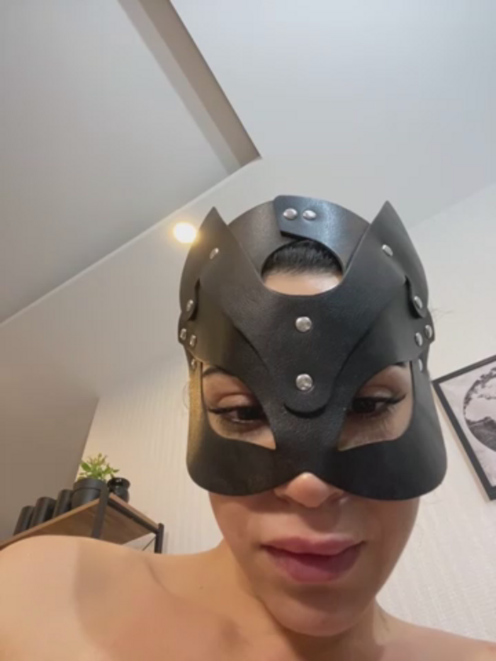 Ahu_Mask01