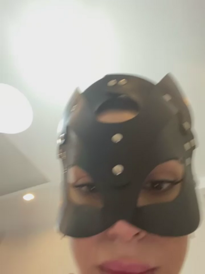 Ahu_Mask01