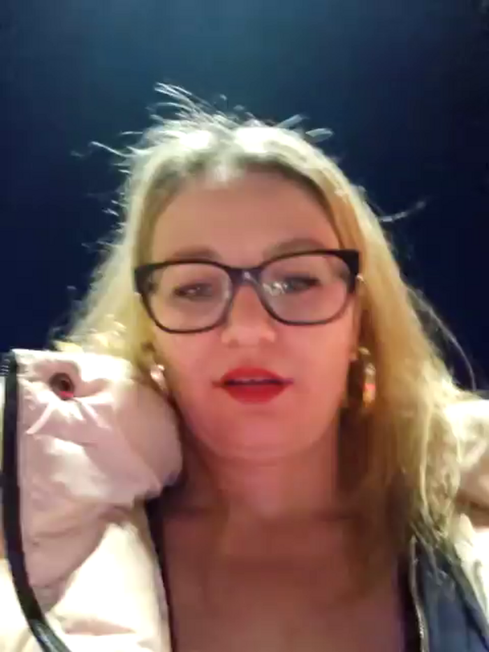Anastasya_squirtie