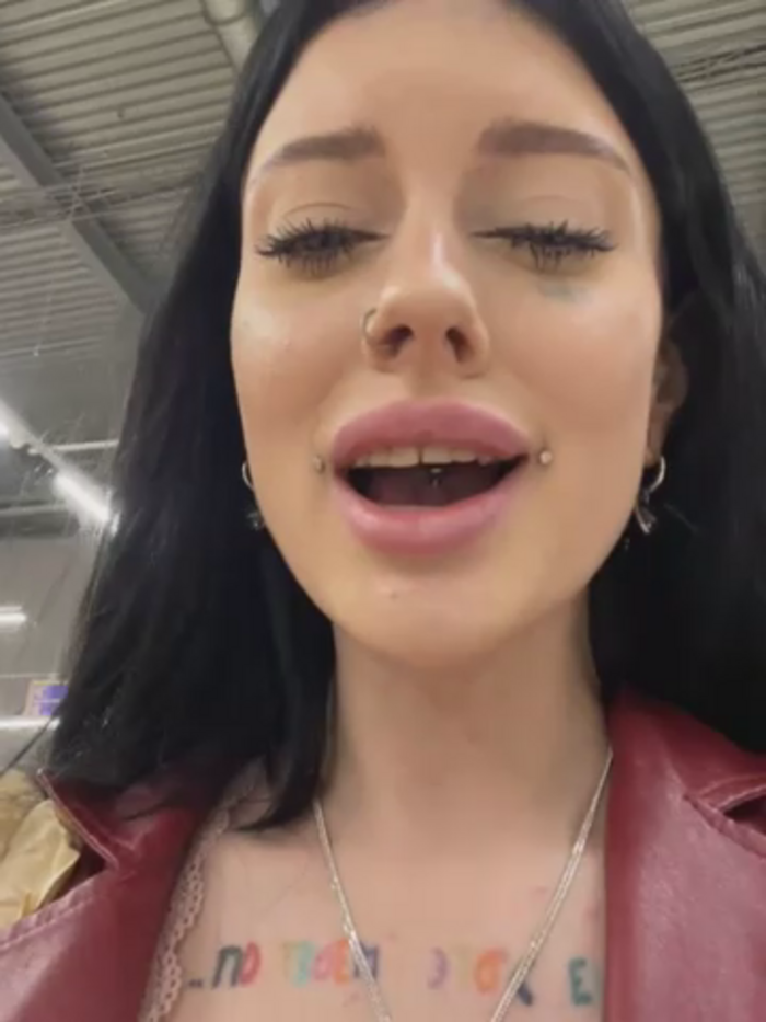 Melissa_crazy