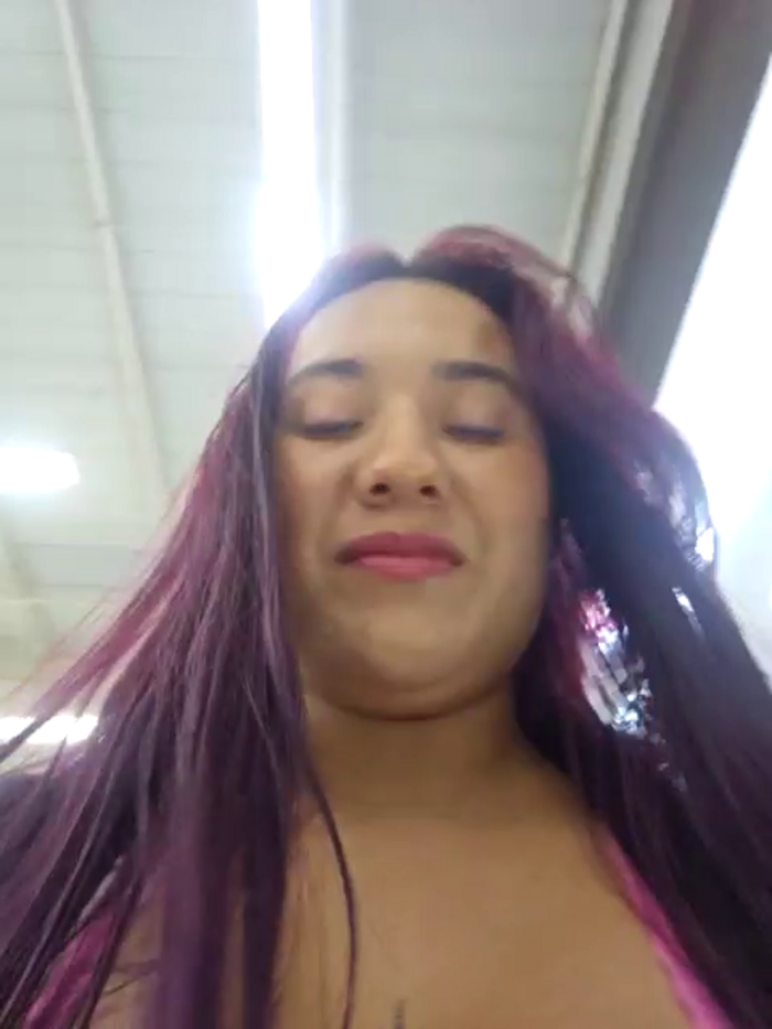Blushing_Katy