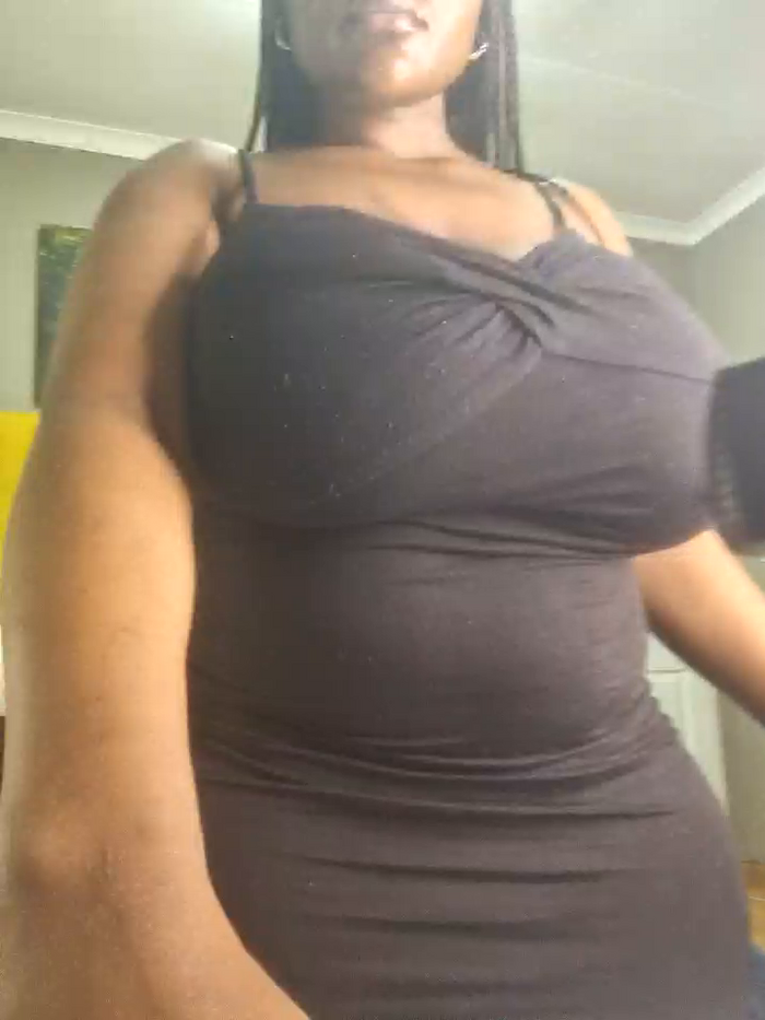 Bustygoddess32