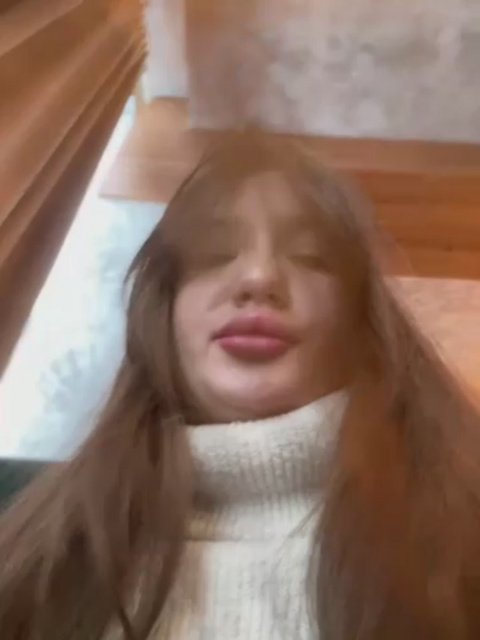 Holly_Molii
