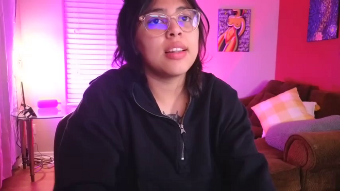 miacanela_xo