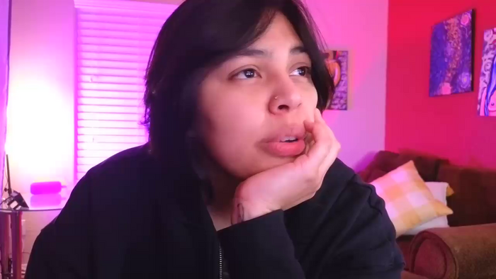 miacanela_xo
