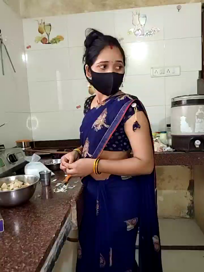 DesiRiya77