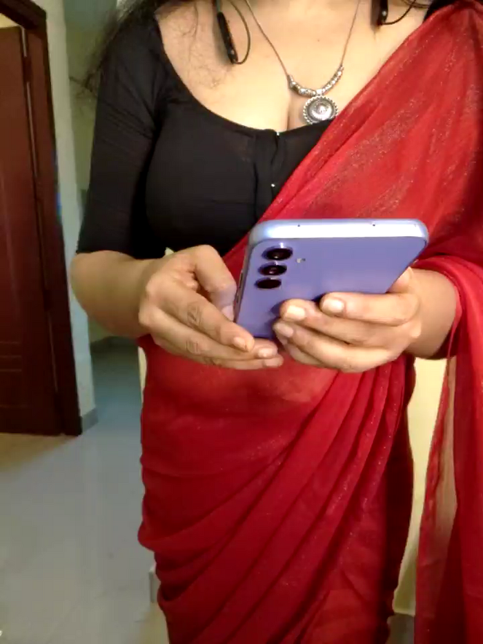 Mallu_MayaMadhav