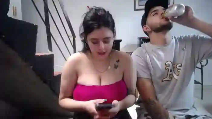 2024/12/12/stripchat-angelasm-18-12-40