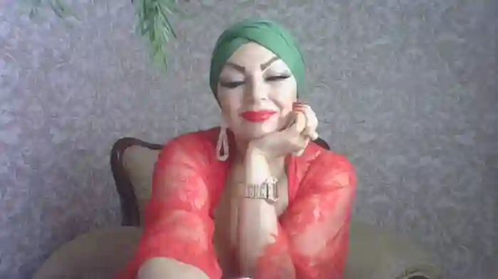 2024/12/12/stripchat-izabella_gold-04-38-47