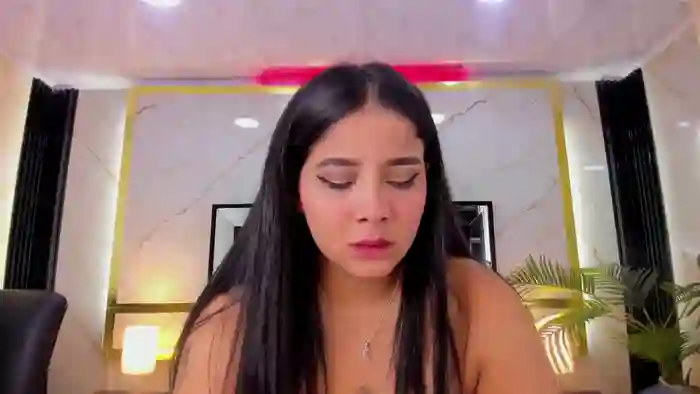 2024/12/12/stripchat-lia-anahiz-10-05-14