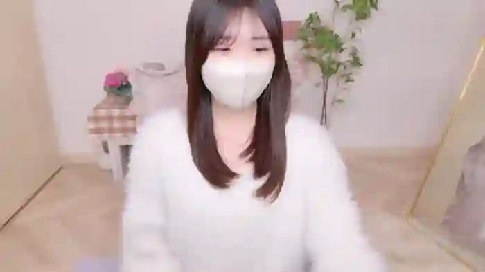 2024/12/12/stripchat-momonya-12-14-04