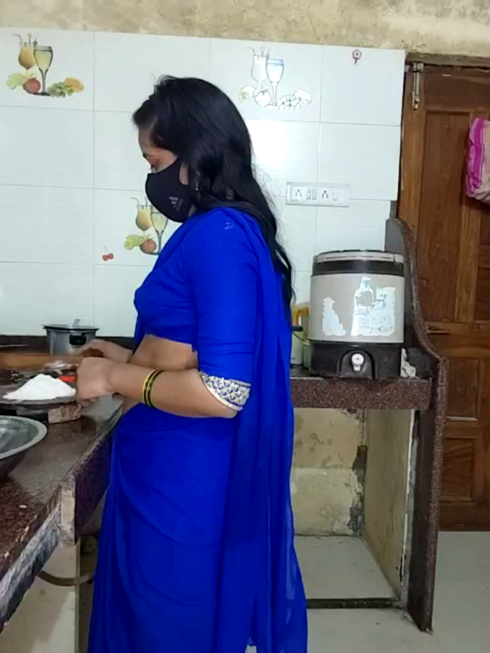 DesiRiya77