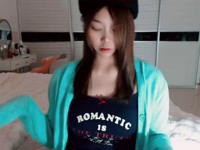 -Lucky_Girl