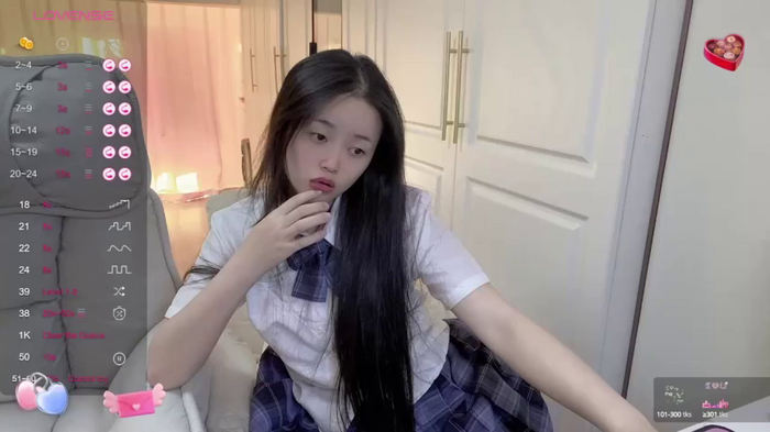 Mia-6688