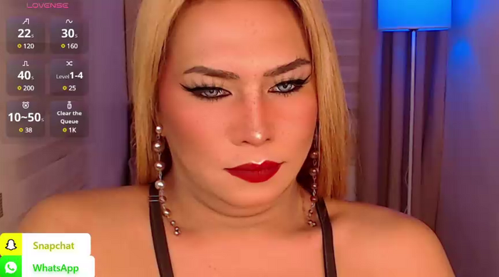 QUEEN_GIAMOORE69